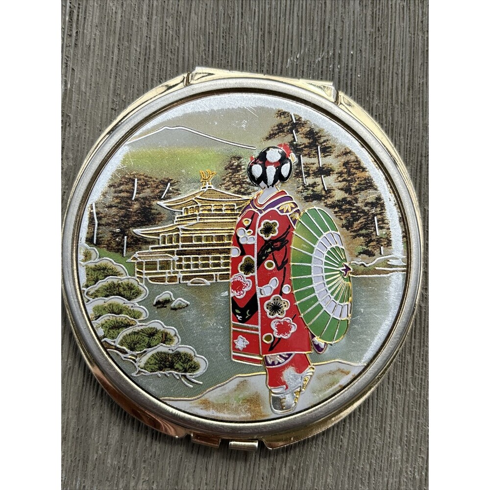 Vintage Geisha Girl Chokin Art pocket Mirror Compact Made In Japan